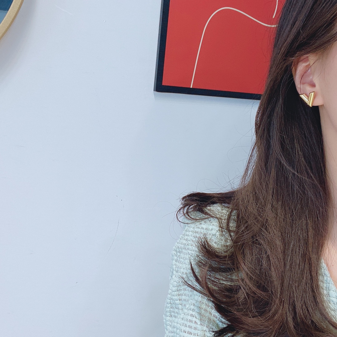 Replica LOUIS VUITTON Earring