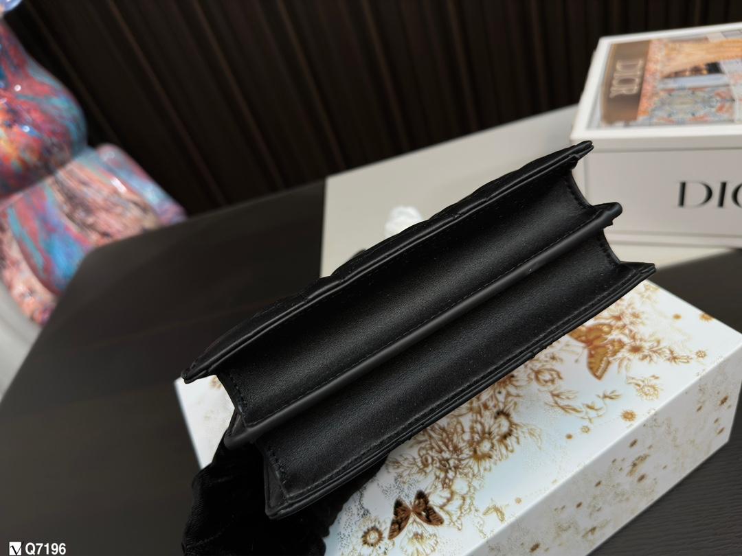 Replica Dior Bag 12*18CM