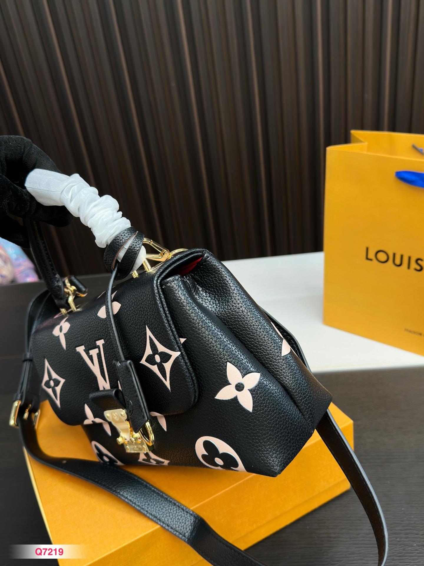 Replica Louis Vuitton Bag 24*15CM