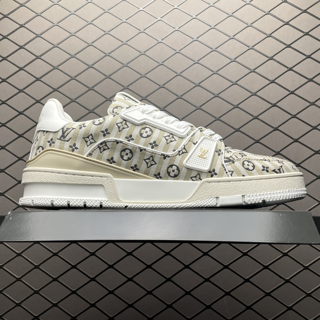 Replica Louis Vuitton Shoe Louis Vuitton LV Trainer 23S Size 38-45a