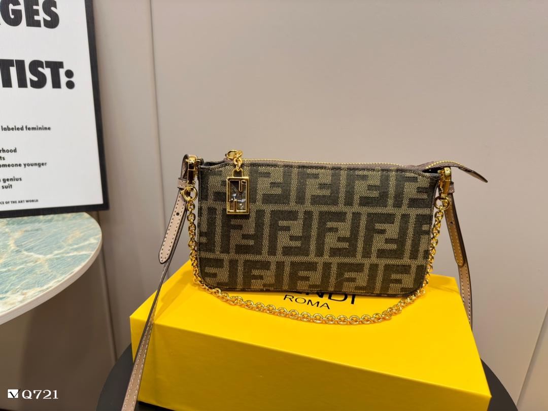 Replica Fendi Bag 21*14CM
