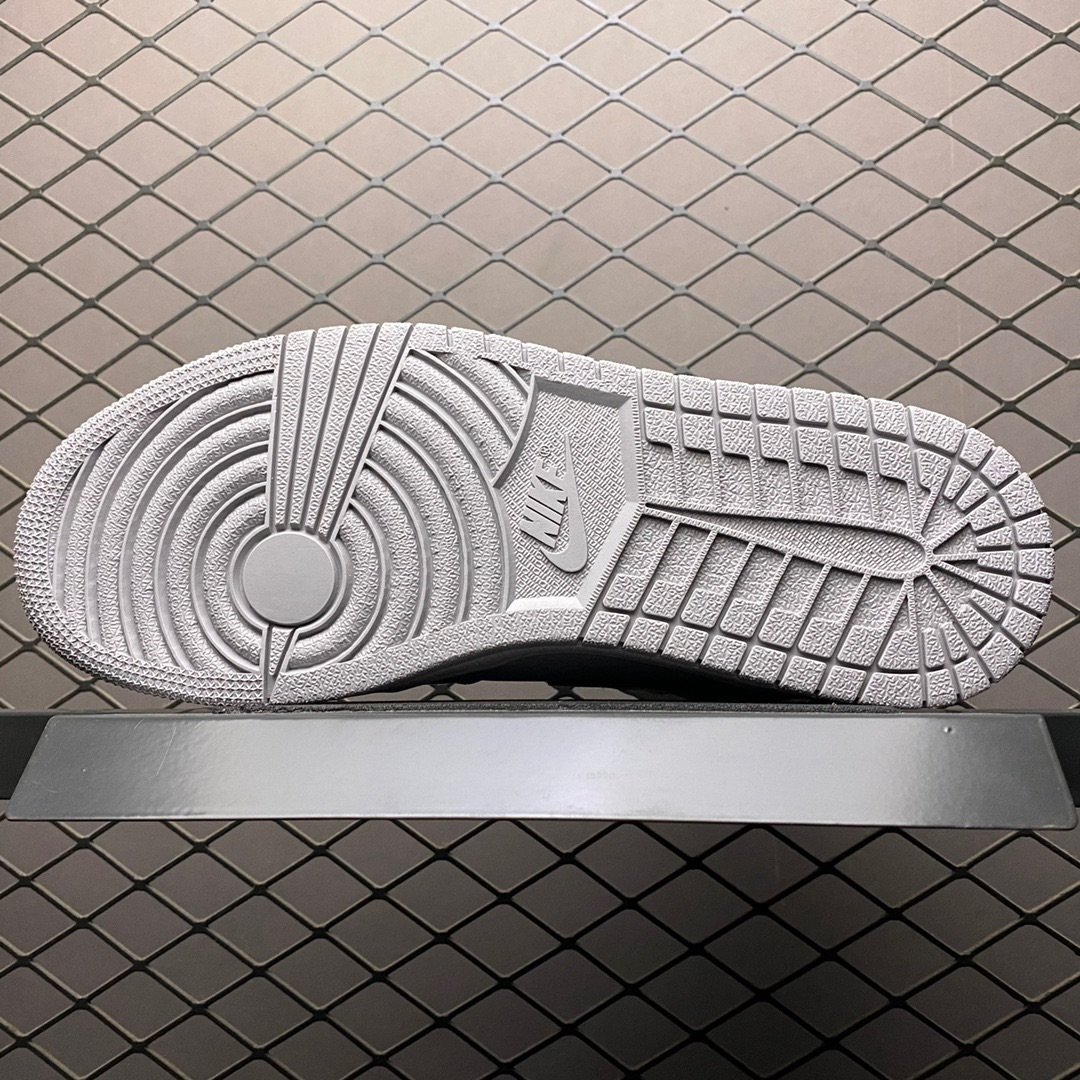 Replica Air Jordan Shoe Air Jordan 1 MidAJ1 554724-078 _01501