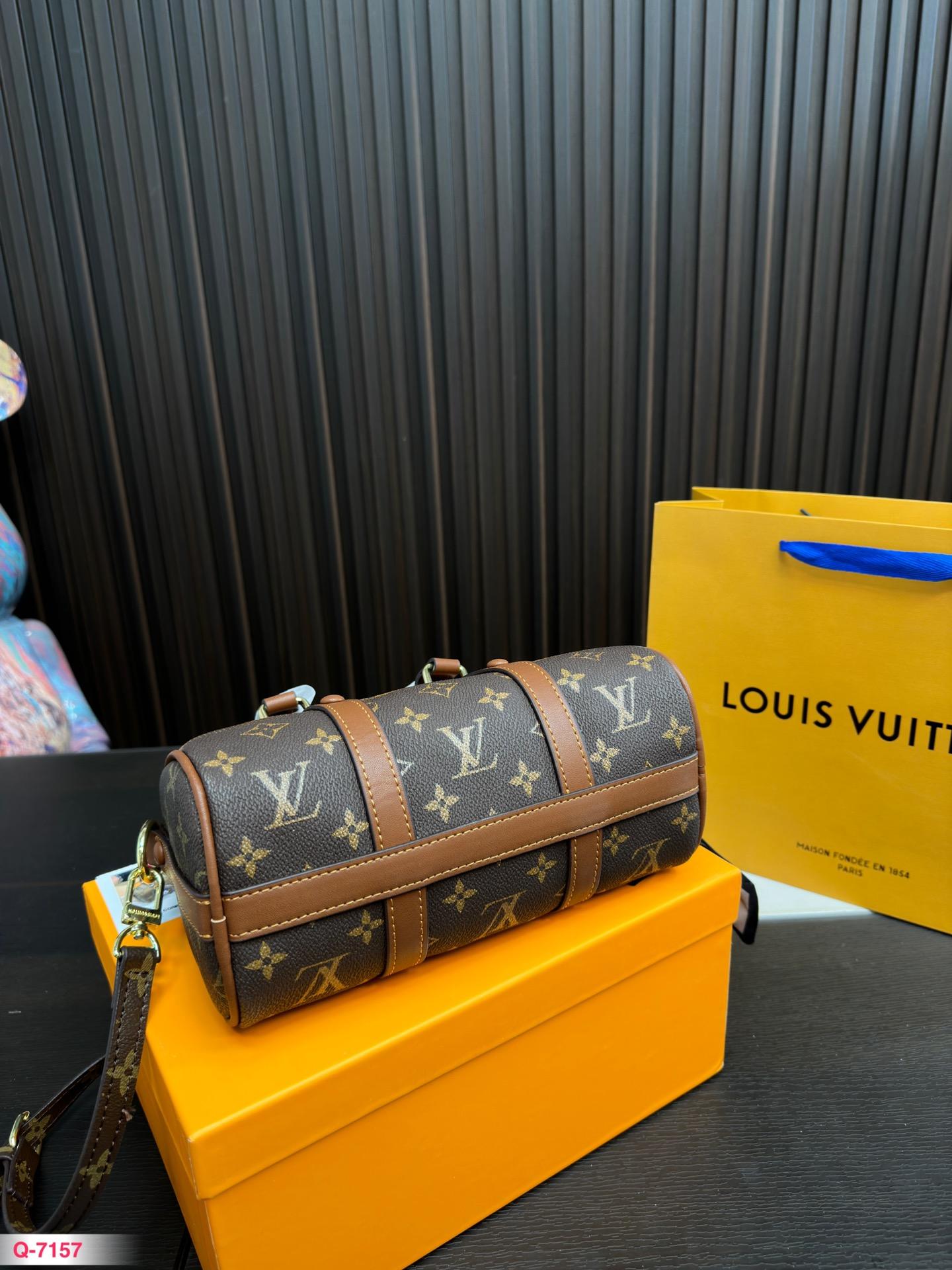 Replica Louis Vuitton Bag 13*23CM
