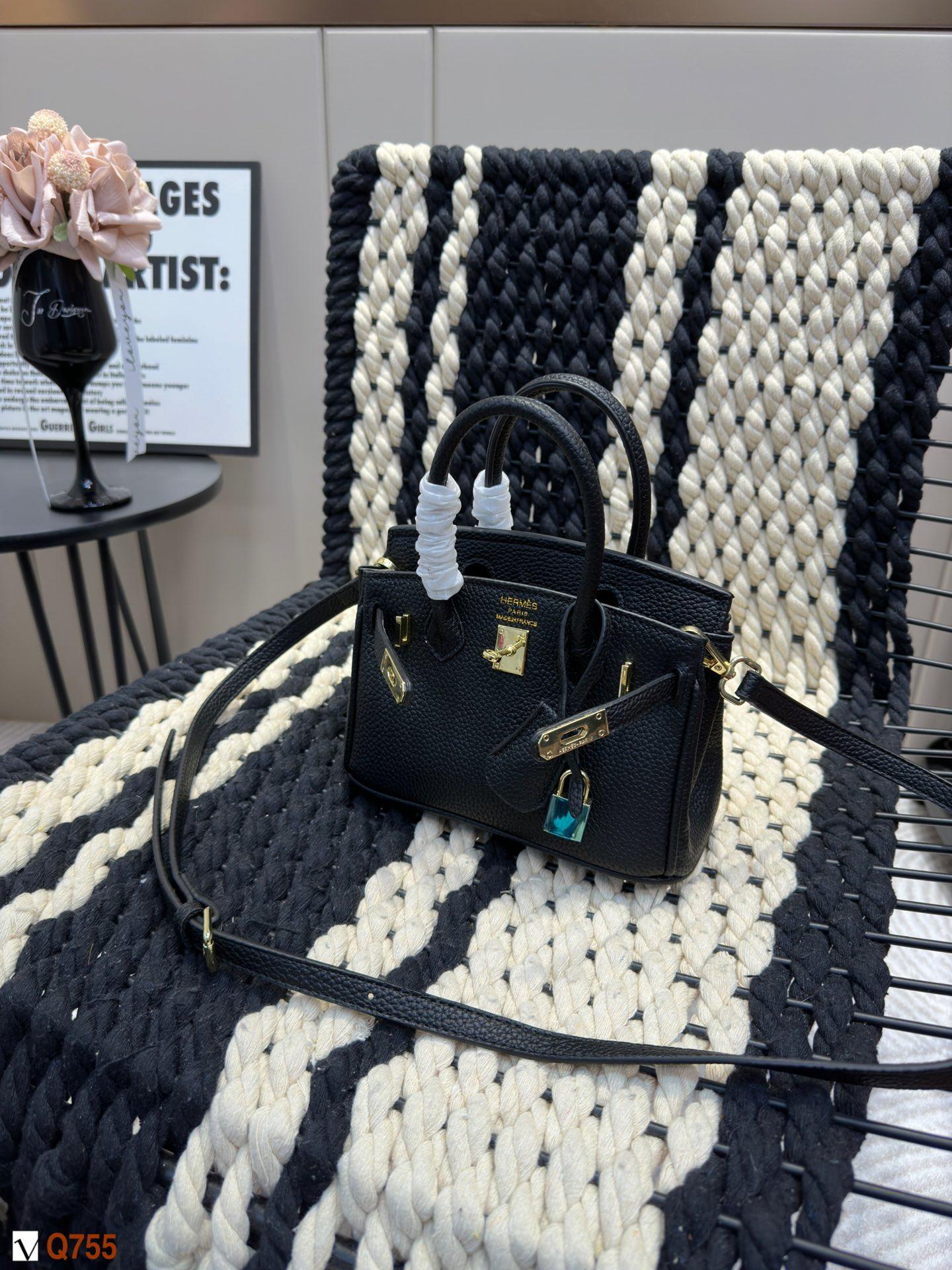 Replica Hermes Bag  20CM