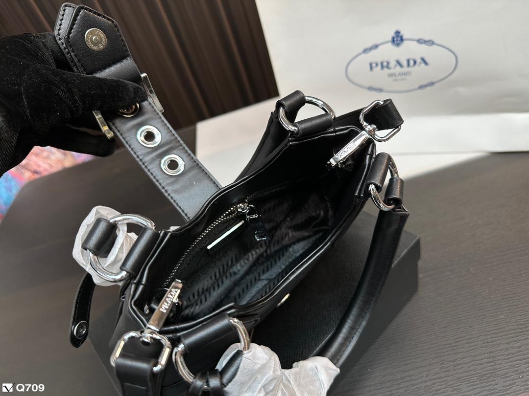 Replica Prada Bag 22*15CM
