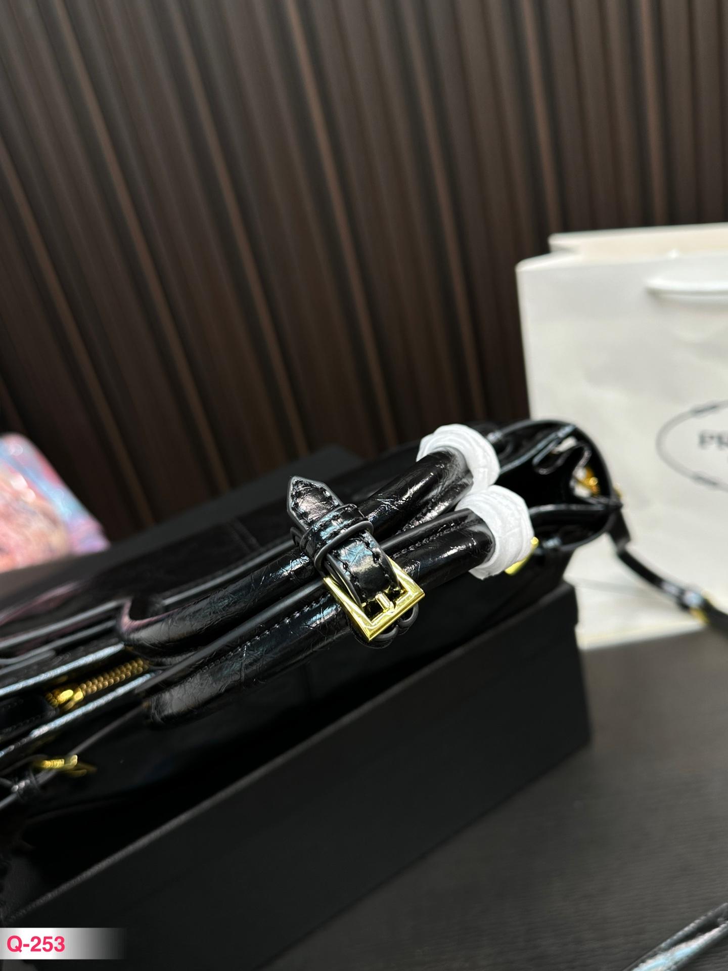 Replica Prada Bag 15*32CM