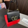Replica Valentino Bag 18*15CM