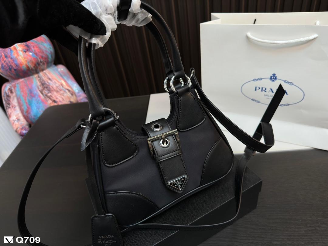 Replica Prada Bag 22*15CM