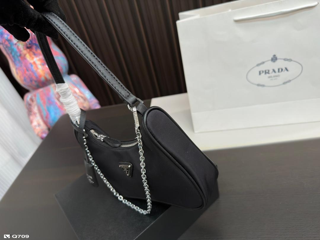 Replica Prada Bag 21*11CM