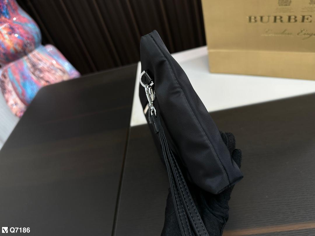Replica Burberry Bag 17*27CM