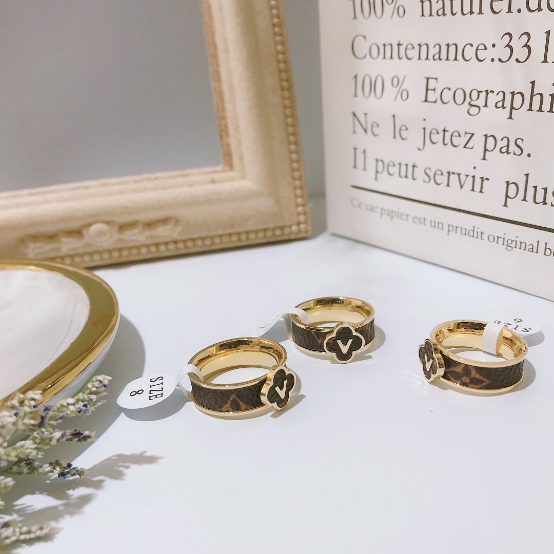 Replica LOUIS VUITTON Ring