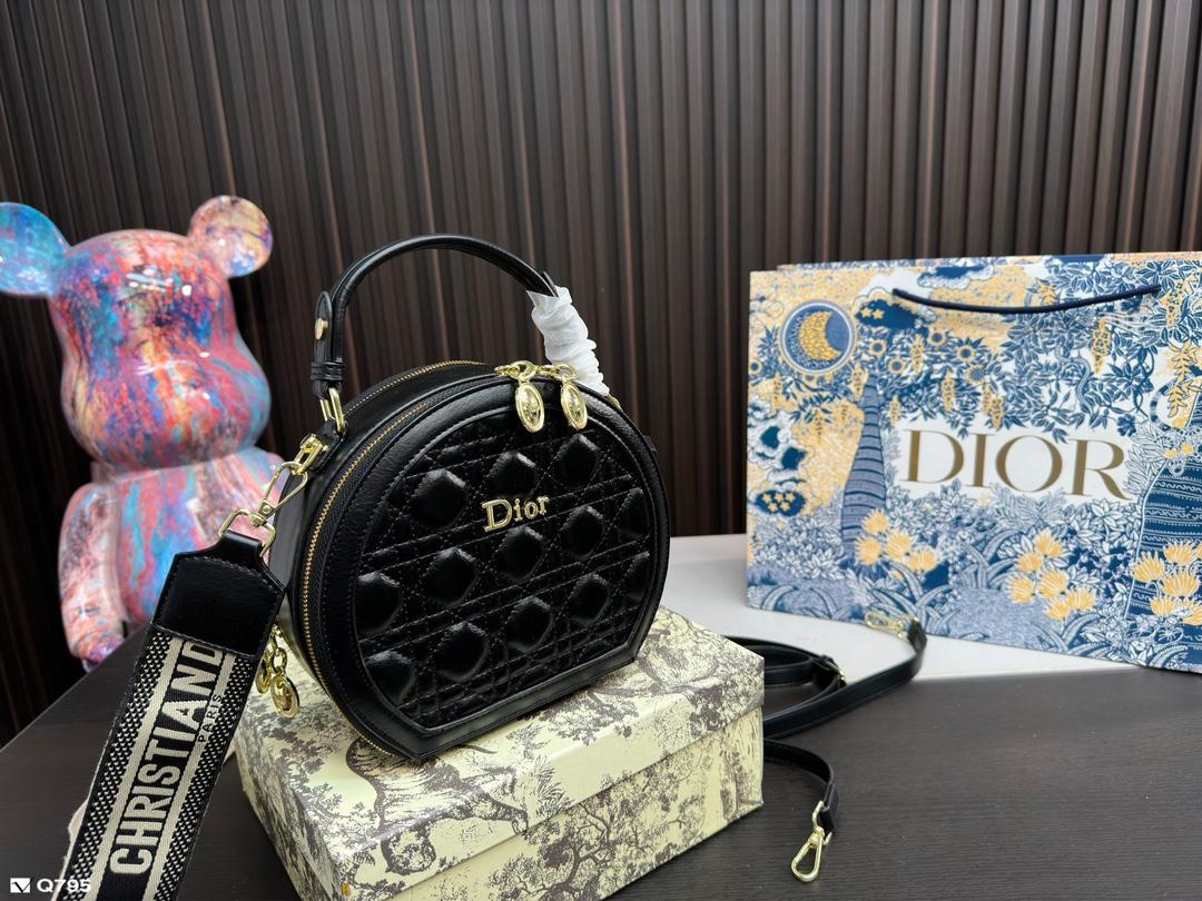 Replica Dior Bag 20*17CM