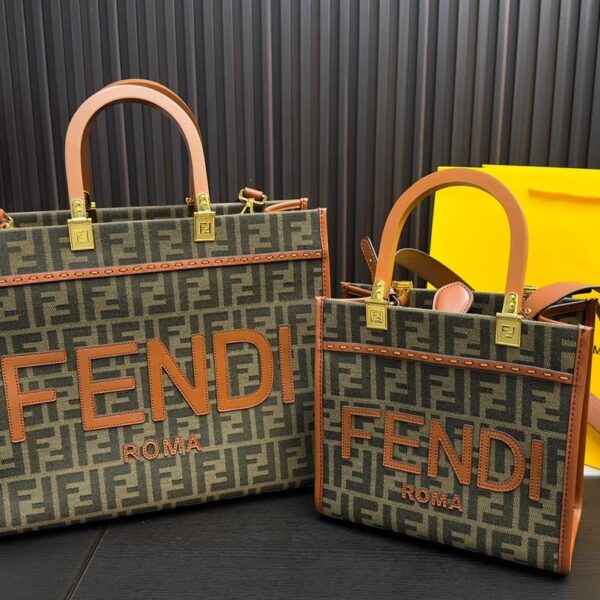 Replica Fendi Bag 22*22CM/34*29CM