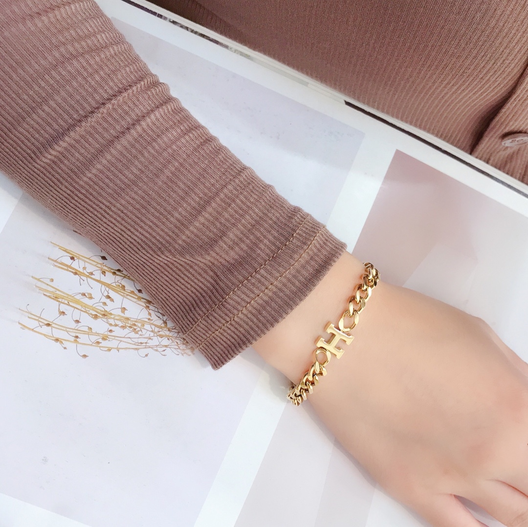 Replica HERMES Bracelet
