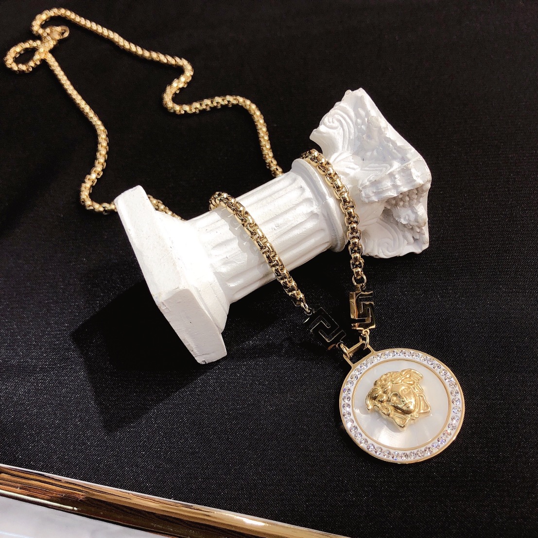Replica VERSACE Necklace