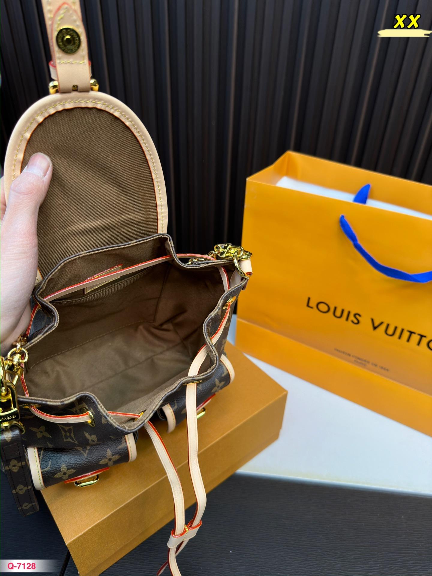Replica Louis Vuitton Bag 24*22CM