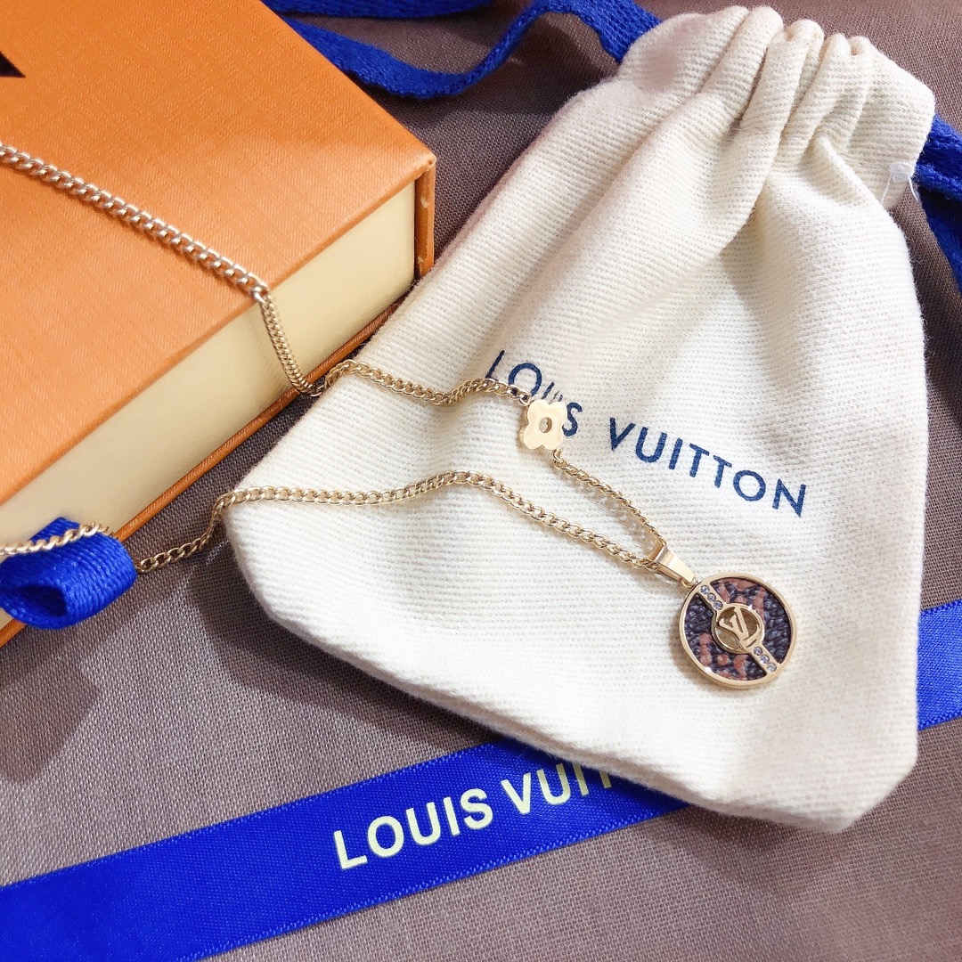 Replica LOUIS VUITTON Necklace