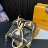 Replica Louis Vuitton Bag 24*22CM