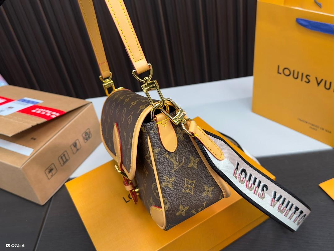 Replica Louis Vuitton Bag 24*15CM