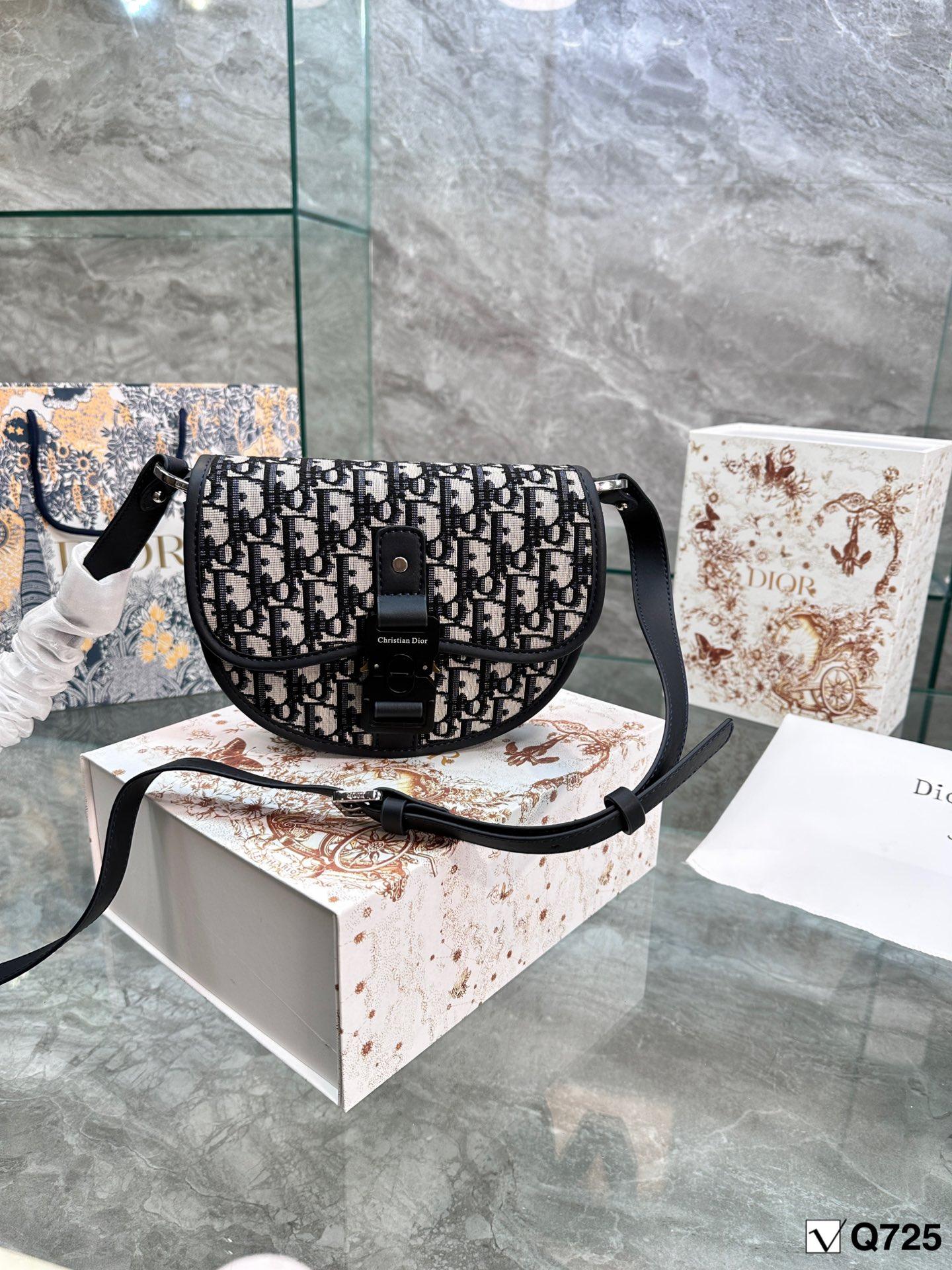 Replica Dior Bag 20*16CM