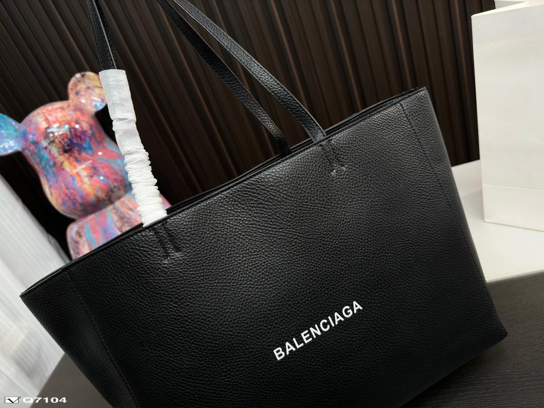 Replica Balenciaga Bag 36*28CM