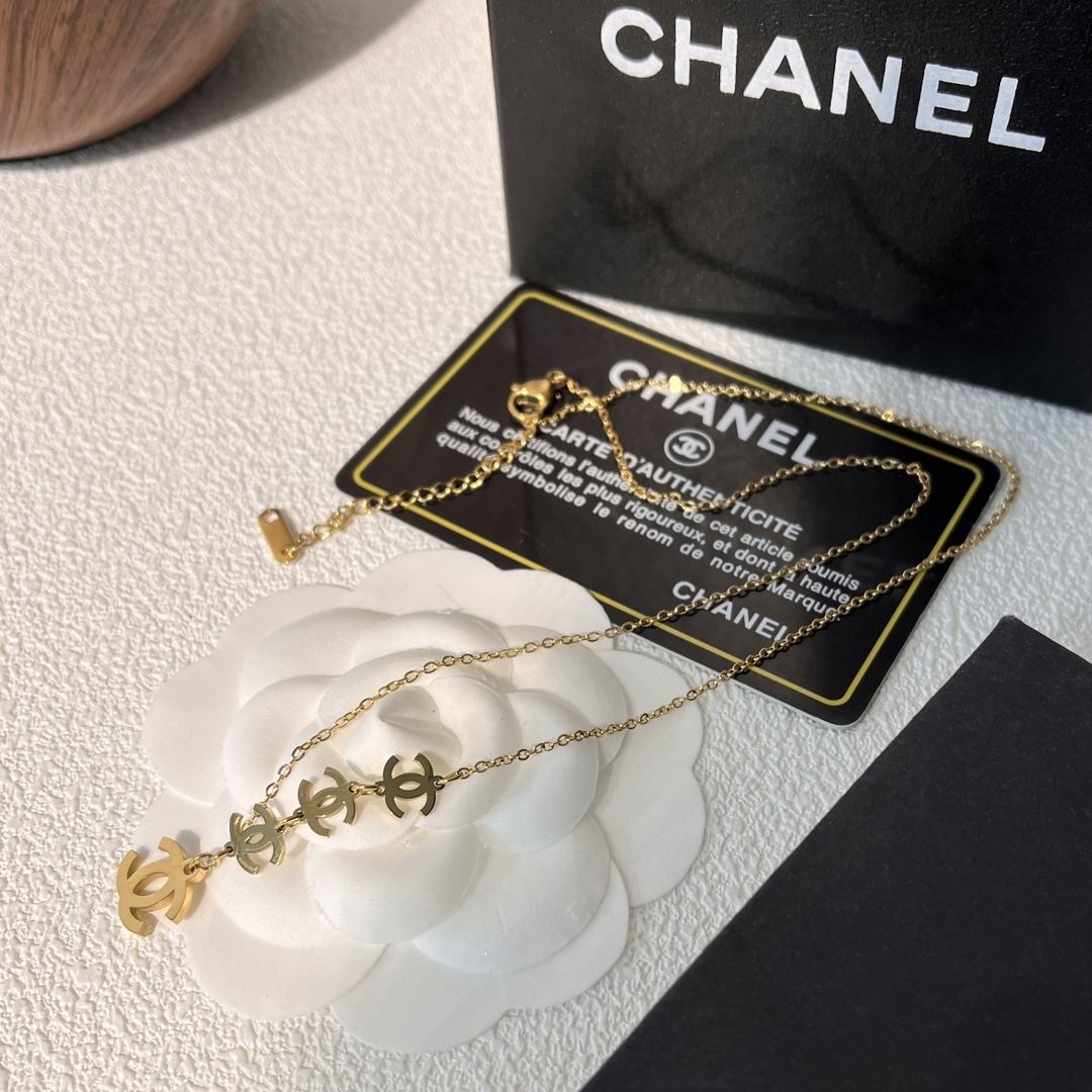 Replica CHANEL Necklace
