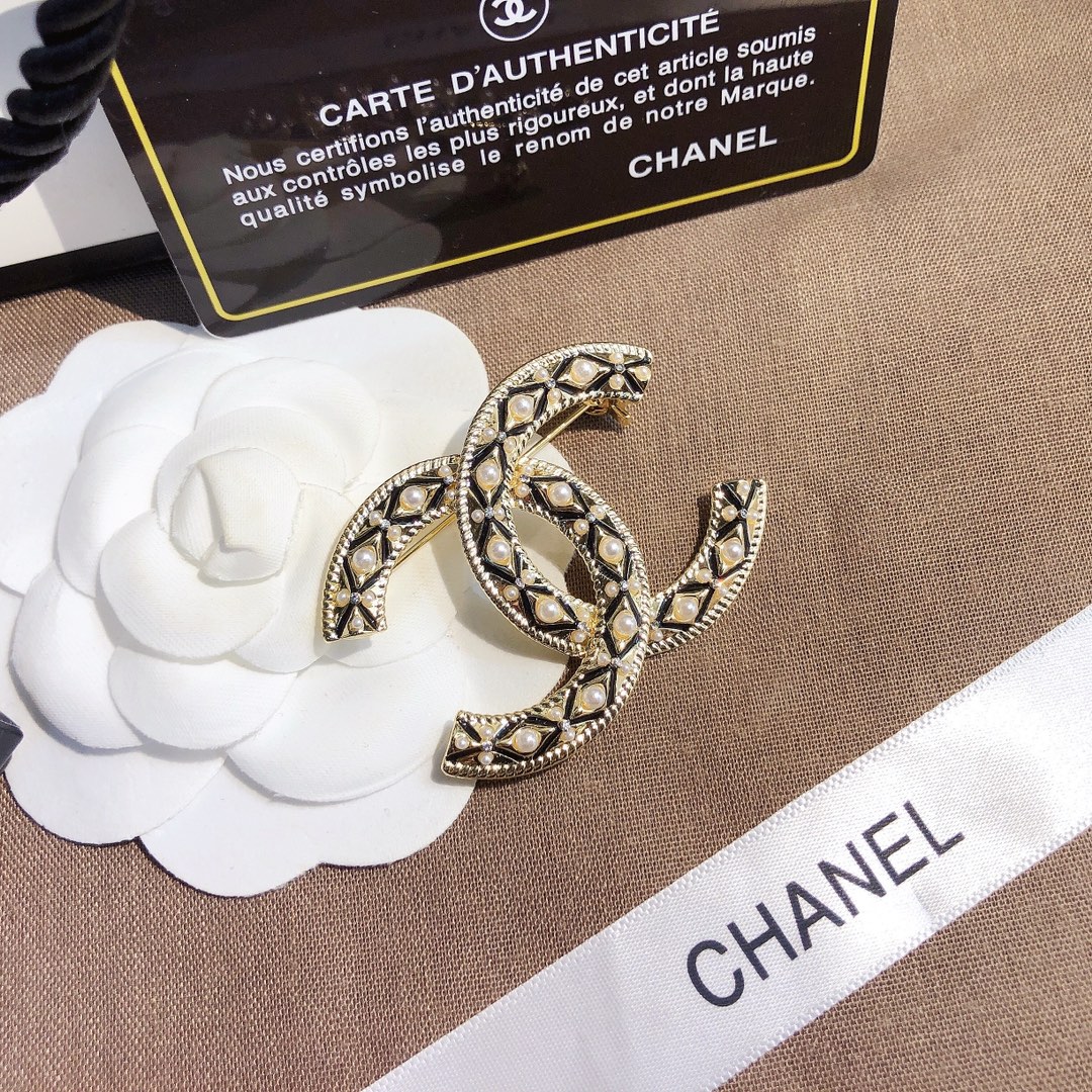 Replica CHANEL Brooch
