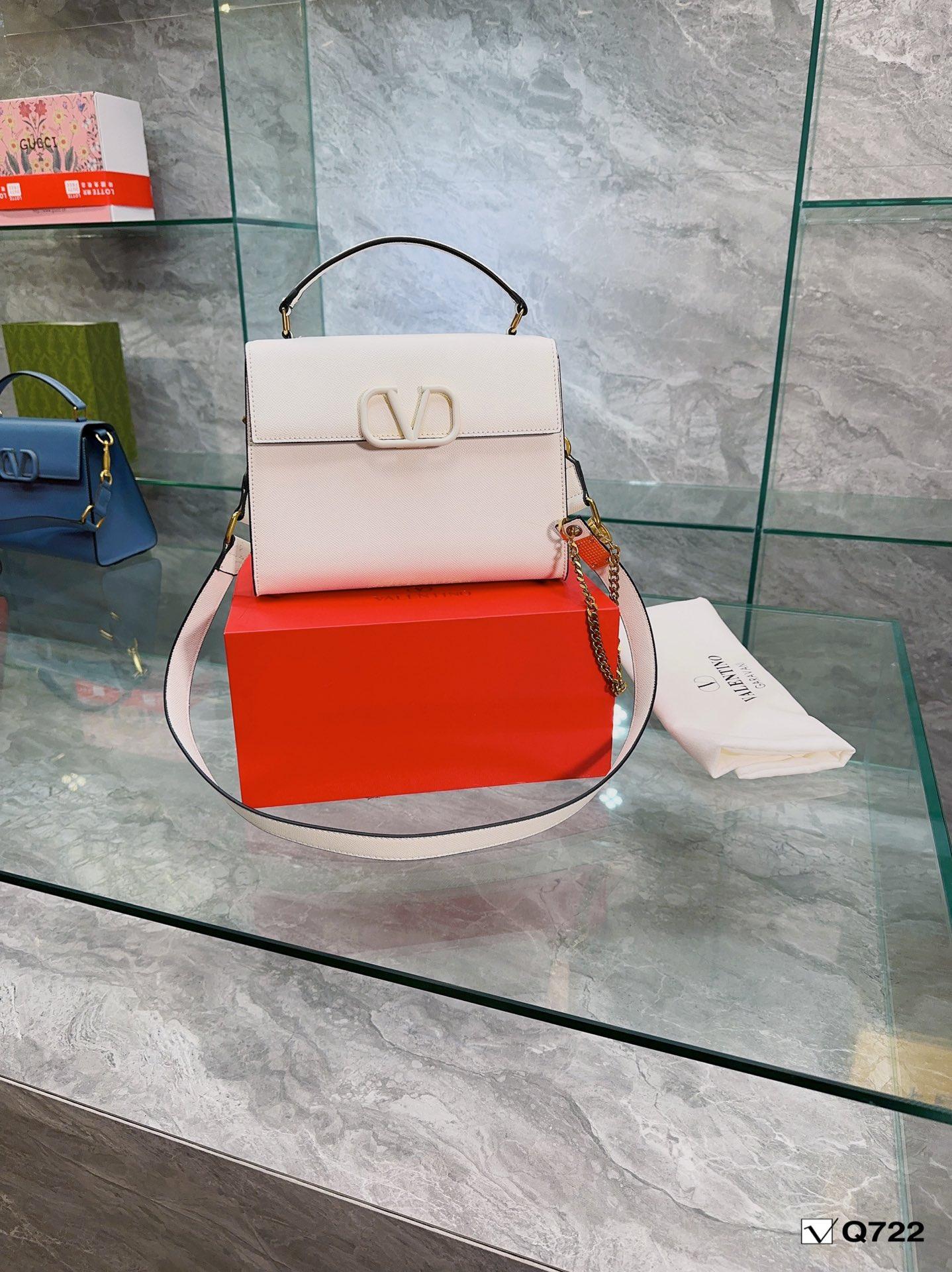 Replica Valentino Bag 26*20CM