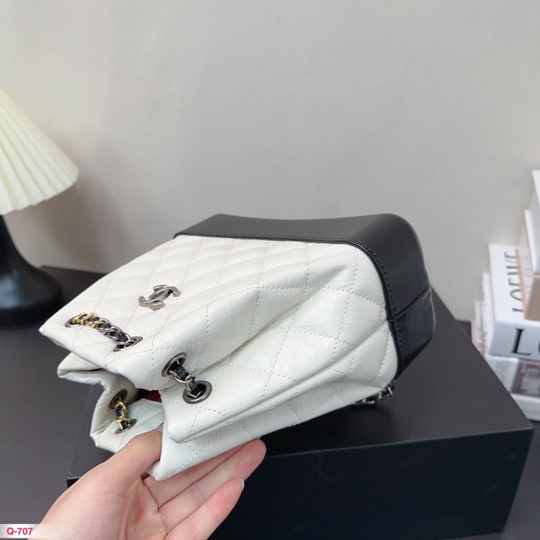 Replica Chanel Bag 22*21CM