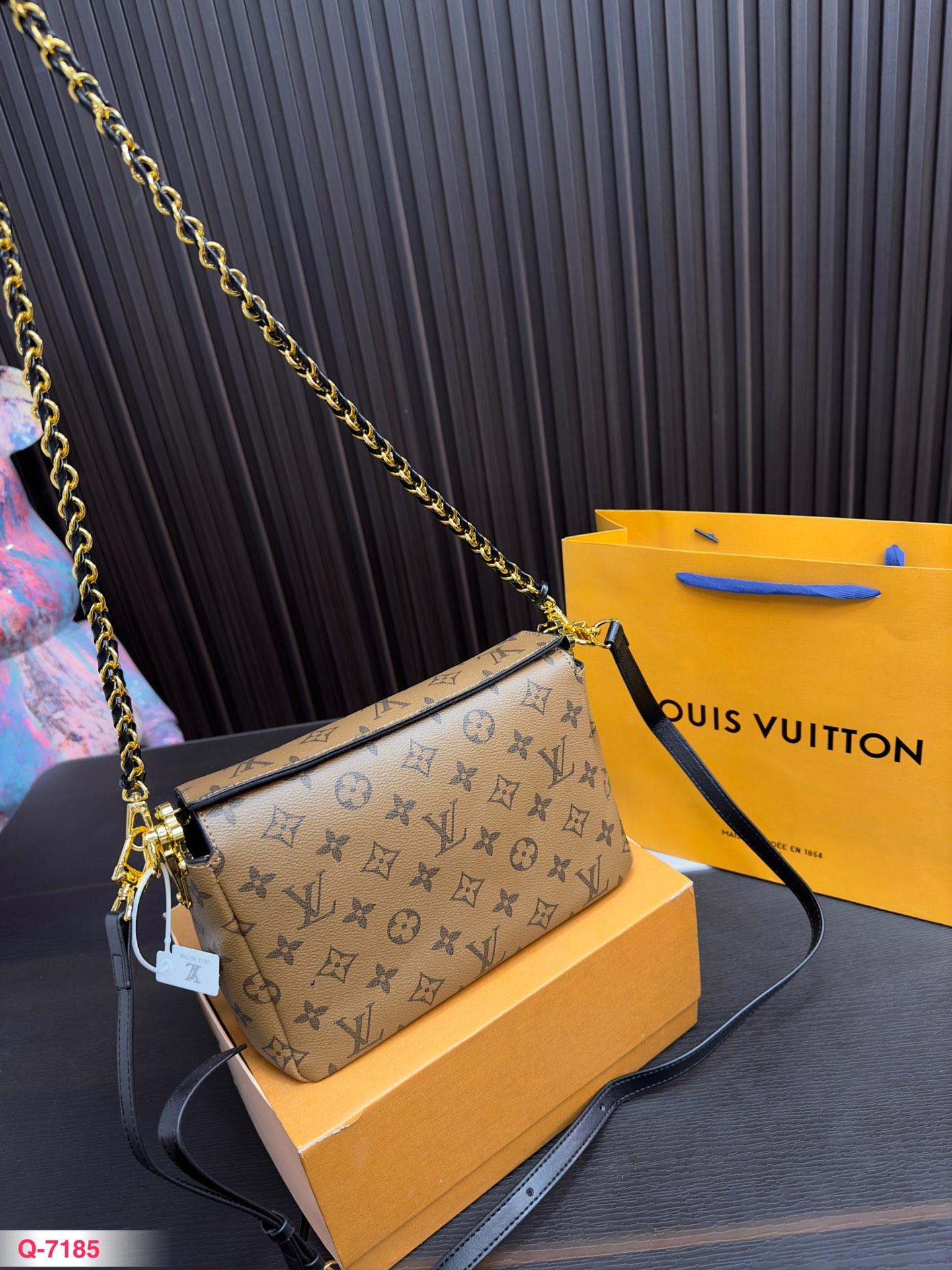 Replica Louis Vuitton Bag 23*15CM