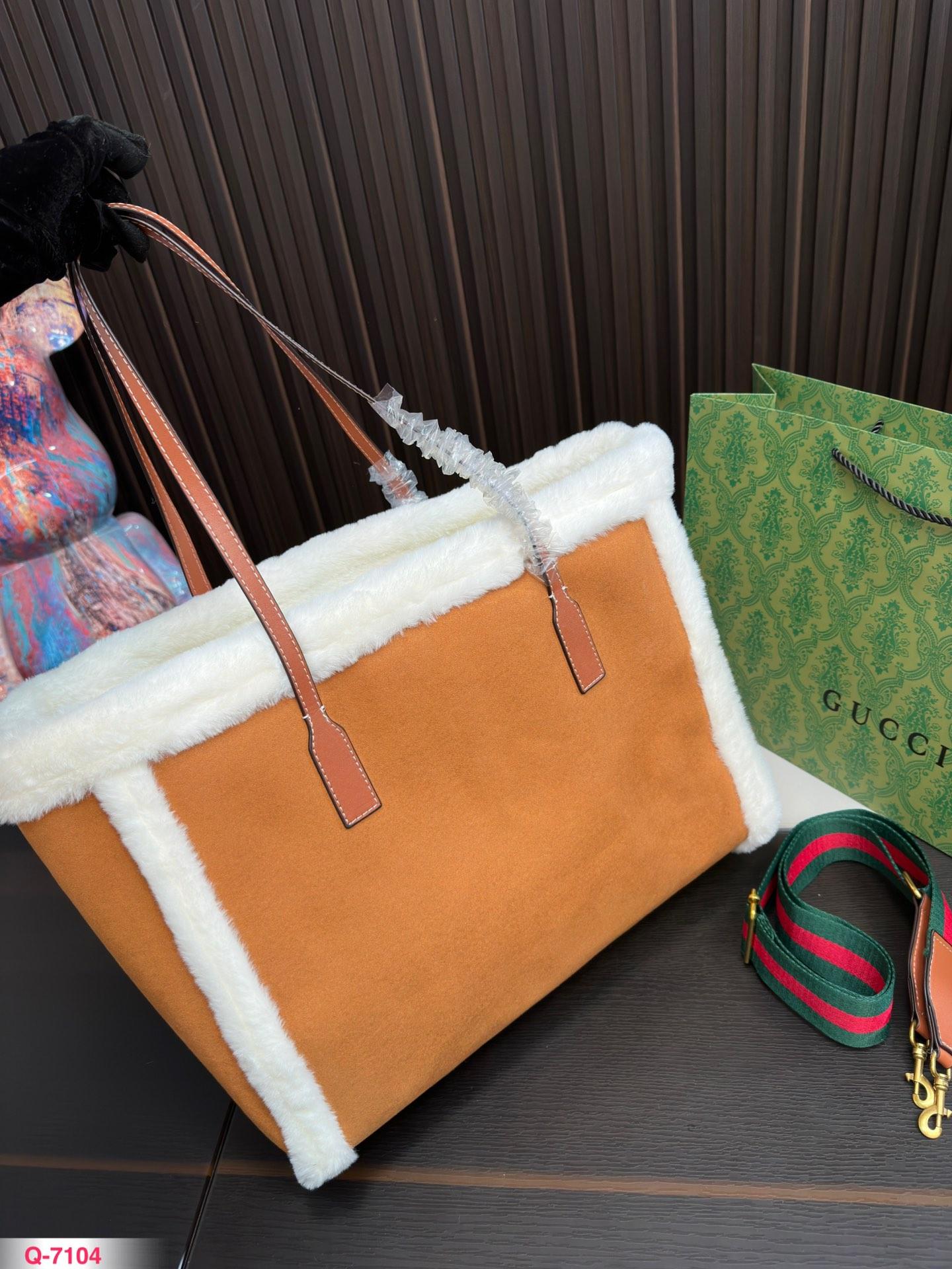 Replica Gucci Bag 42*33CM