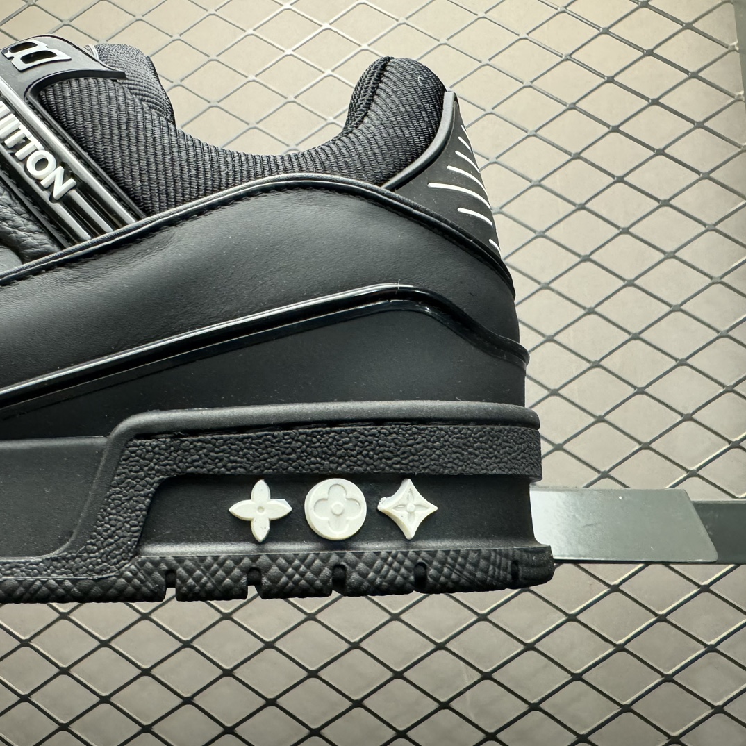 Replica Louis Vuitton Shoe Louis Vuitton LV Trainer size 35-46