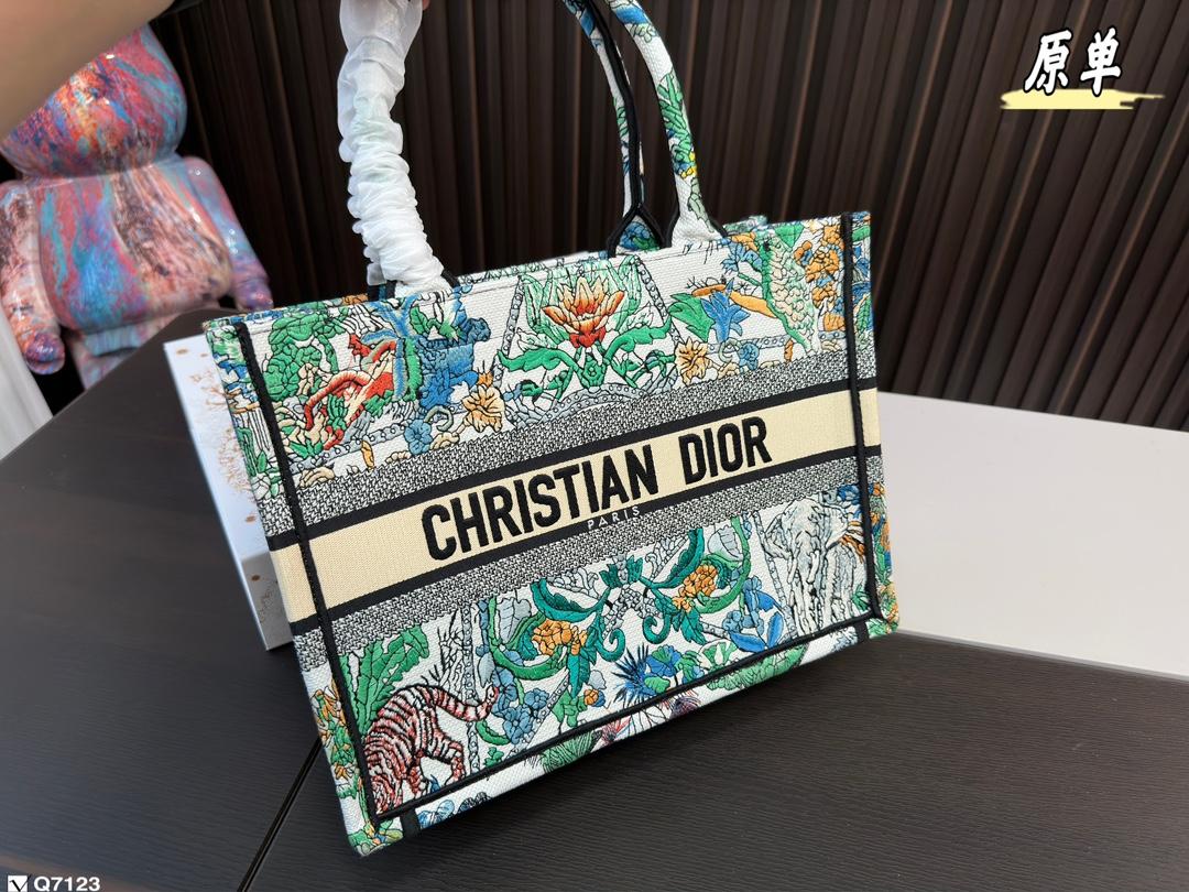 Replica Dior Bag   41*34CM/36*27CM