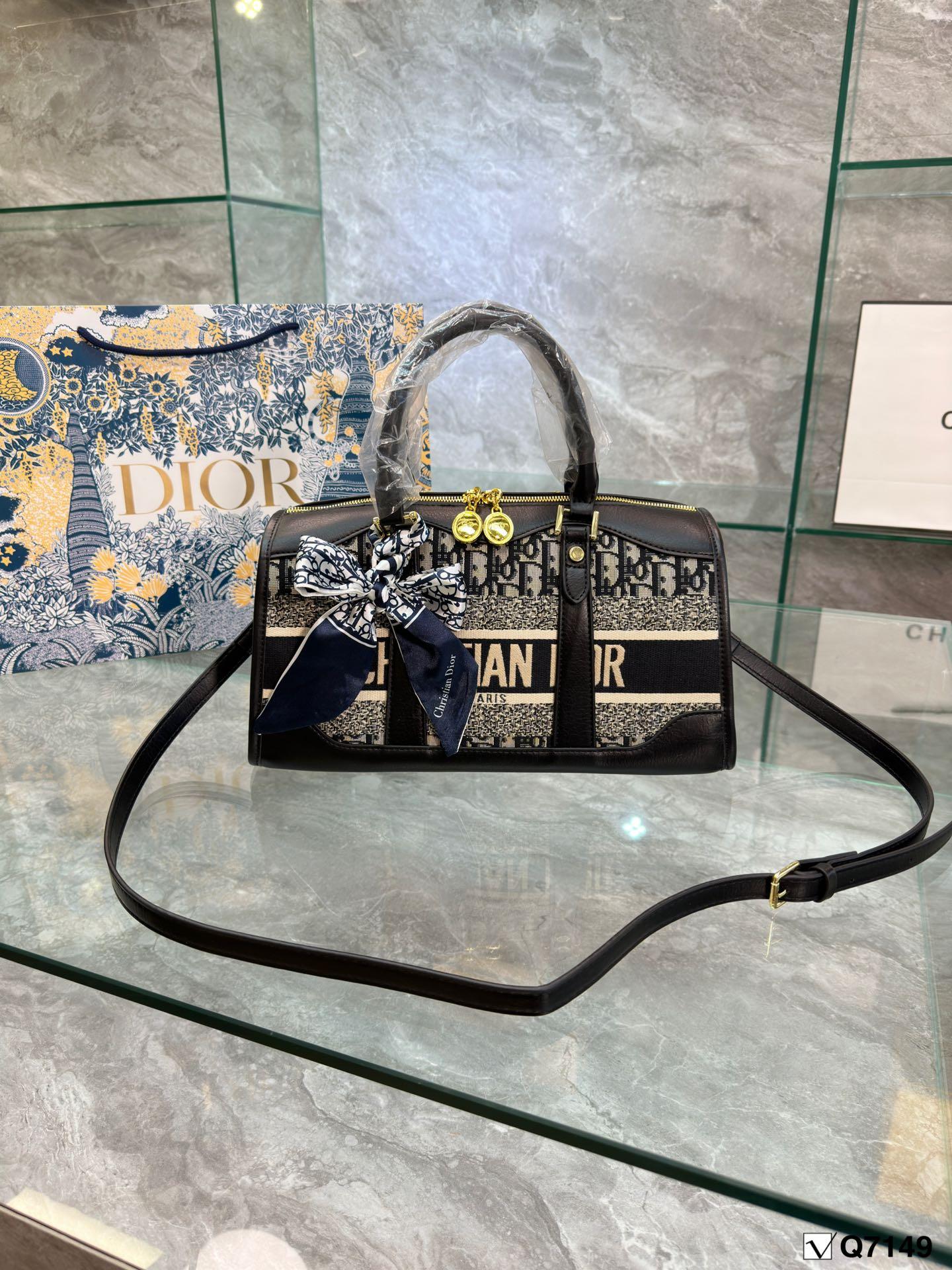 Replica Dior Bag 33*17CM
