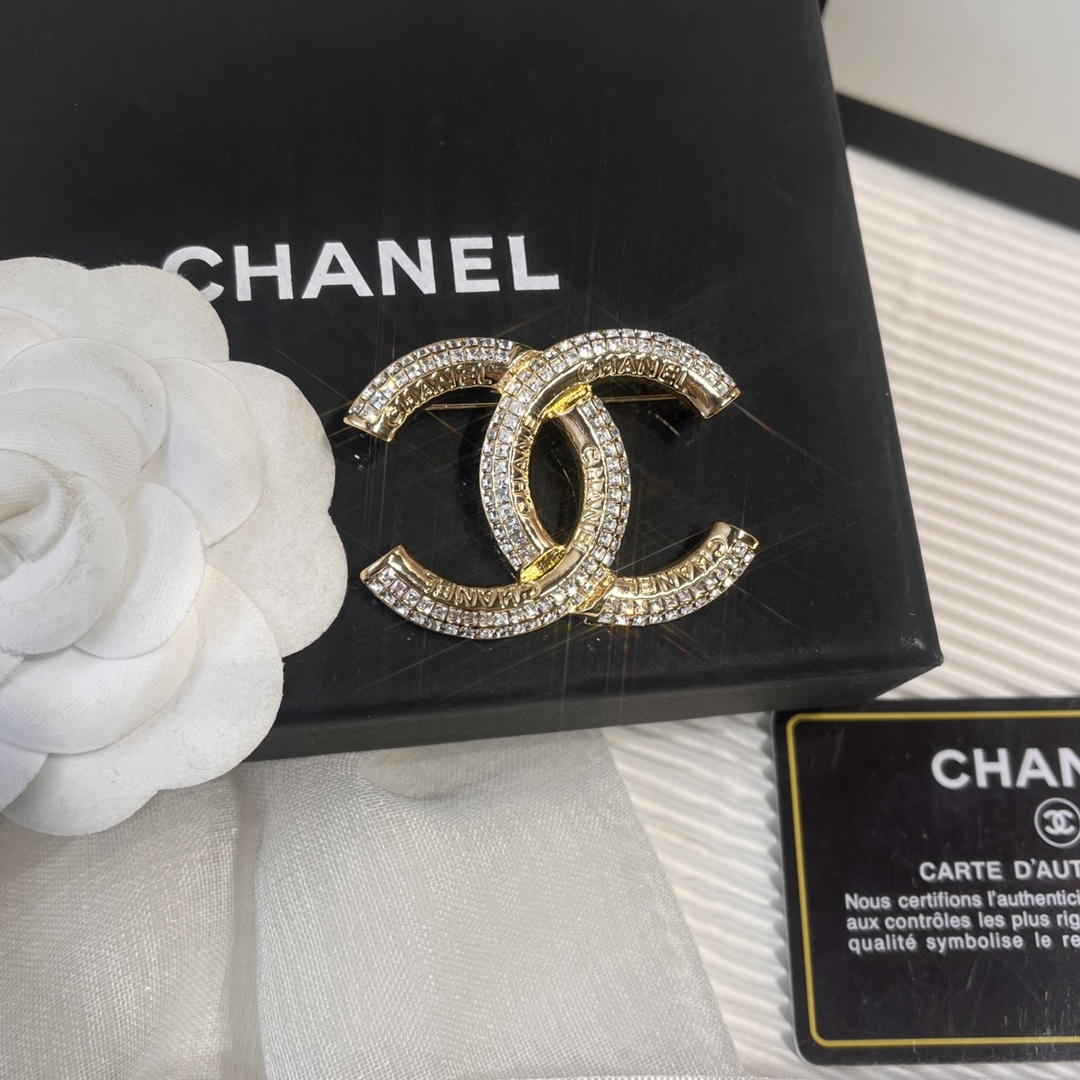 Replica CHANEL Brooch