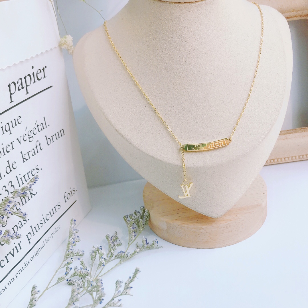 Replica LOUIS VUITTON Necklace