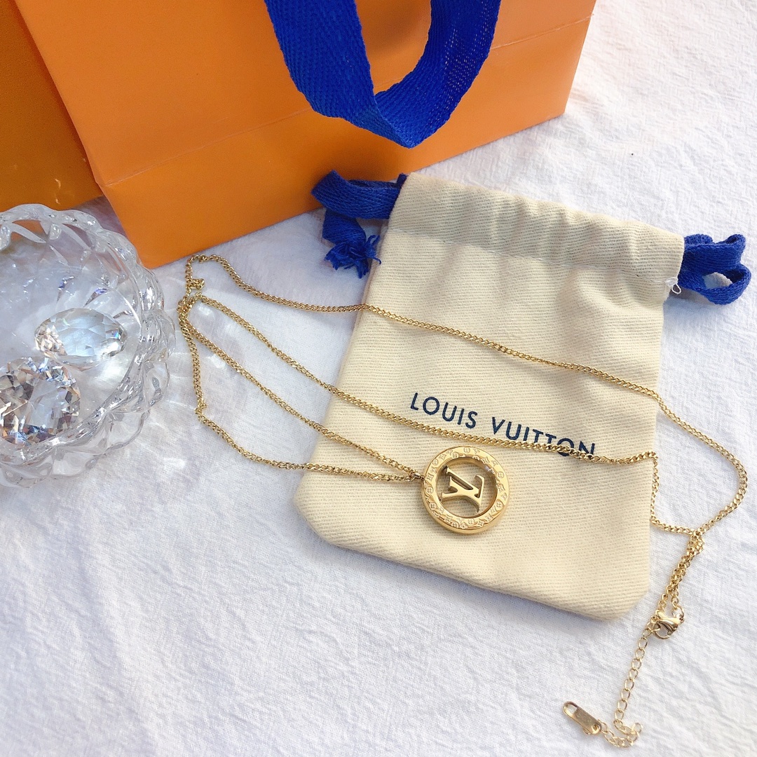 Replica LOUIS VUITTON Necklace