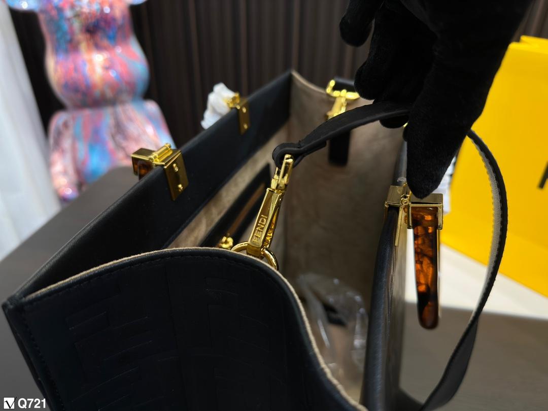 Replica Fendi Bag 34*30CM