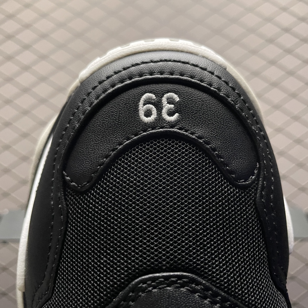 Replica Balenciaga Shoe AD x Balenciaga Triple S Sneaker SIZE 35-46 42IFTT95