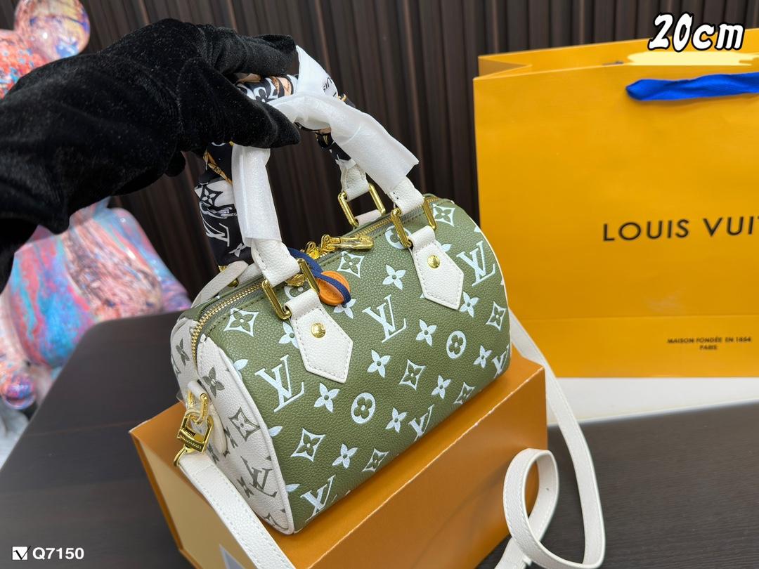 Replica Louis Vuitton Bag 13*CM