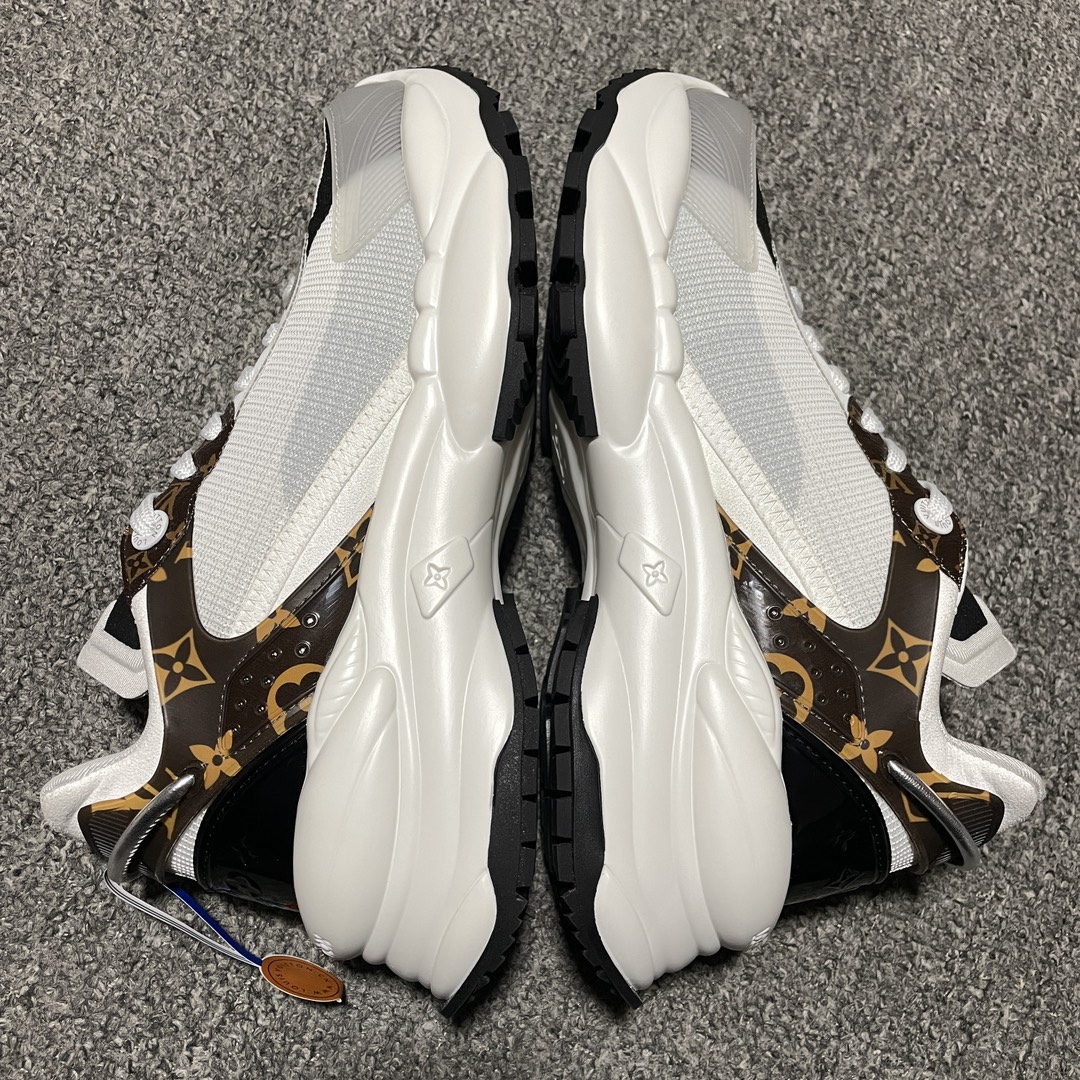 Replica Louis Vuitton Shoe  Louis Vuitton LV Run 55 Size 35-39