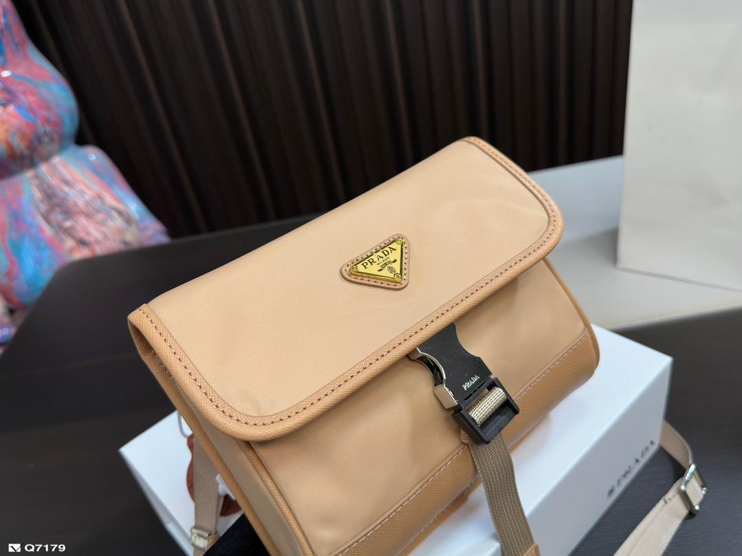Replica Prada Bag 15*19CM