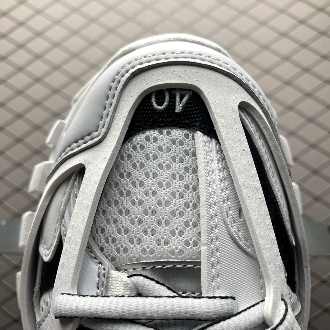 Replica Balenciaga Shoe Balenciaga Track Sneaker  LED Size 35-45