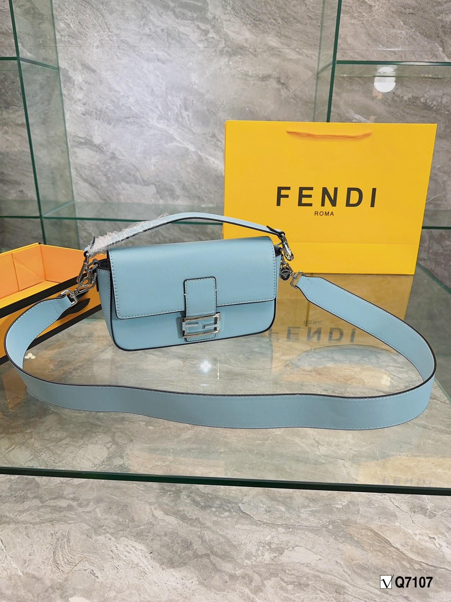 Replica Fendi Bag 26*15CM