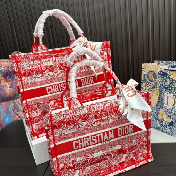 Replica Dior Bag 33*26CM/40*33CM