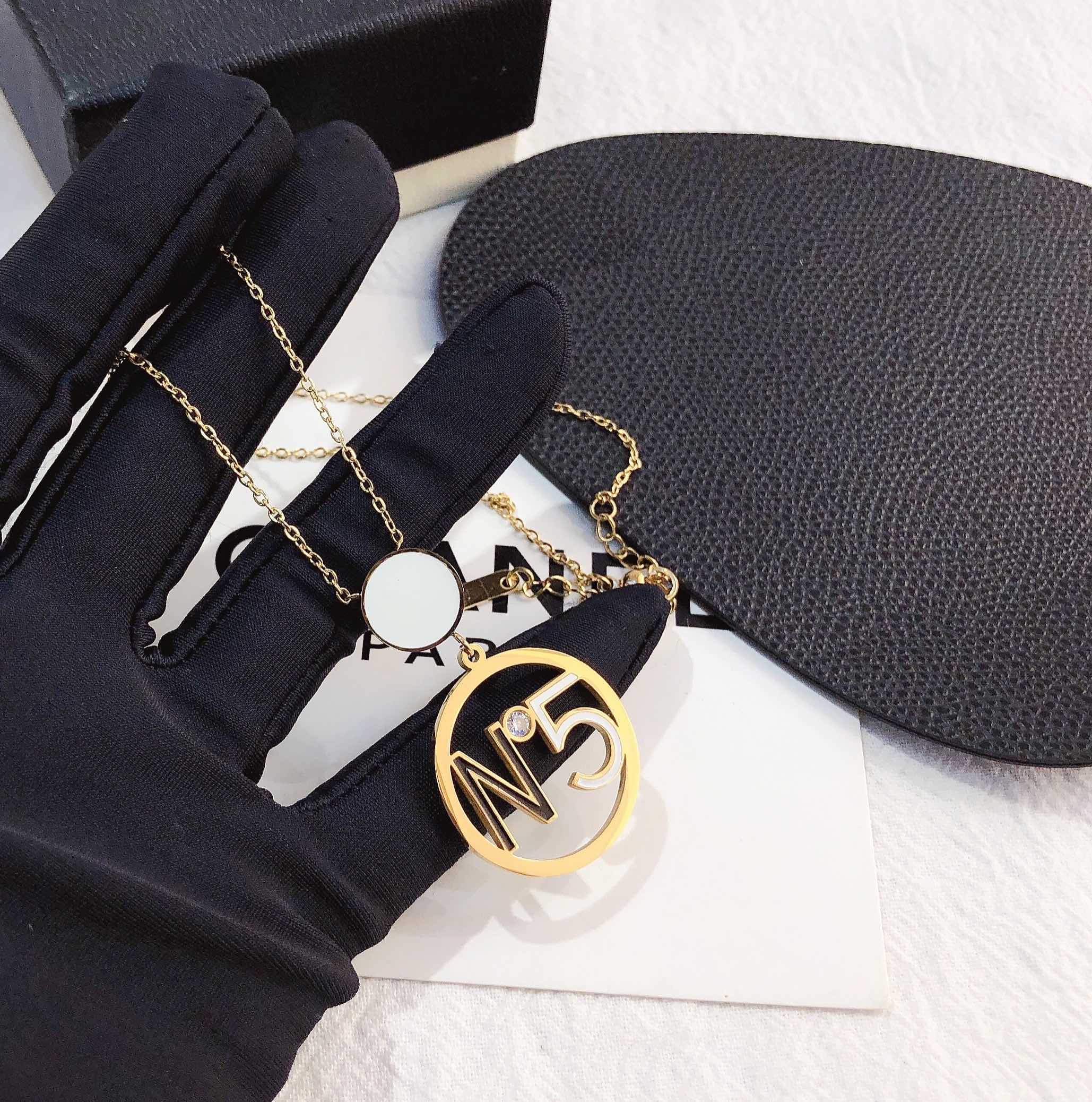 Replica CHANEL Necklace