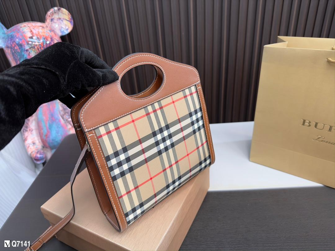 Replica Burberry Bag 22*19CM
