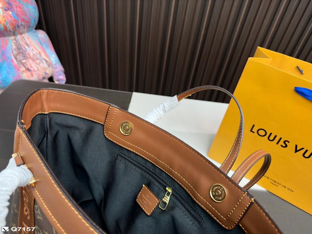 Replica Louis Vuitton Bag 31*25CM