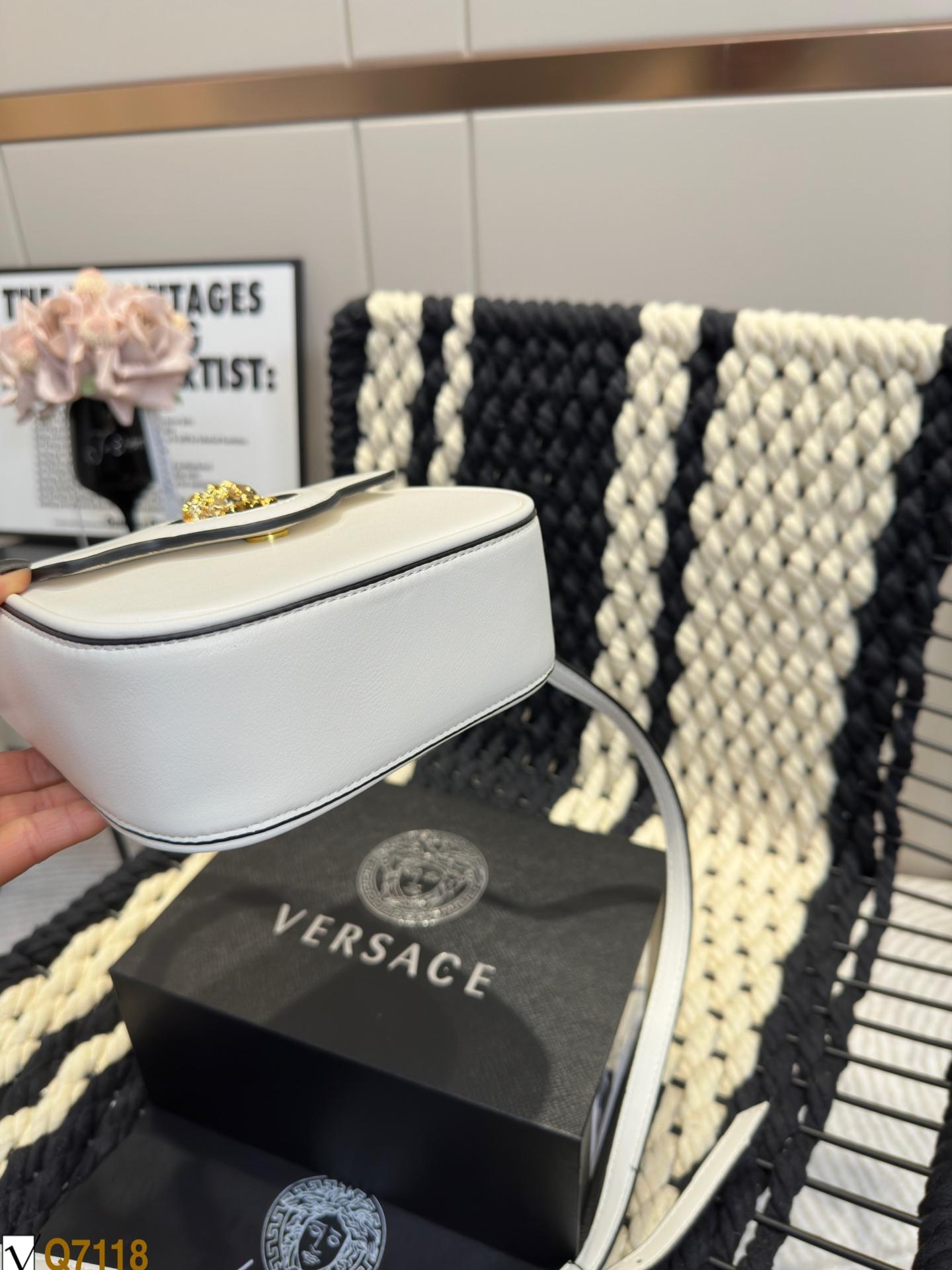 Replica VERSACE Bag 16.5*15CM