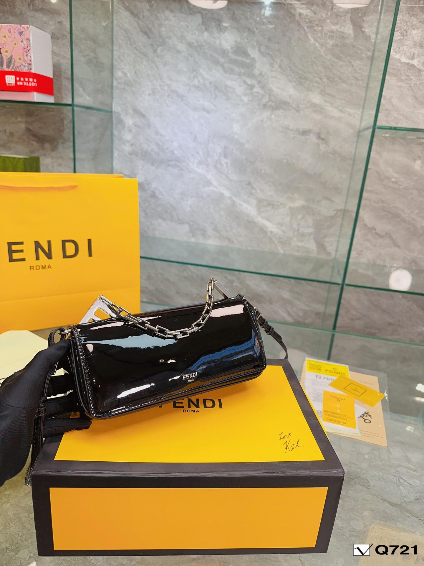 Replica Fendi Bag 15CM/23CM